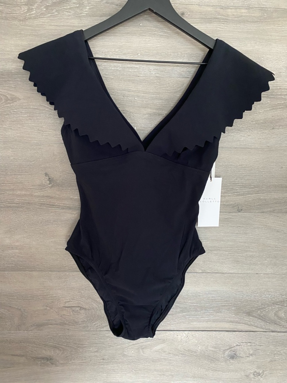 Karla Colletto V Neck Underwire Swimsuit One Piece NWT Black 8